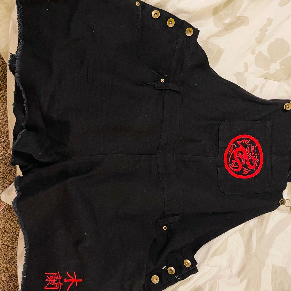 MULAN NWOT OVERALL SHORTS 🤩🤩🤩 size 3